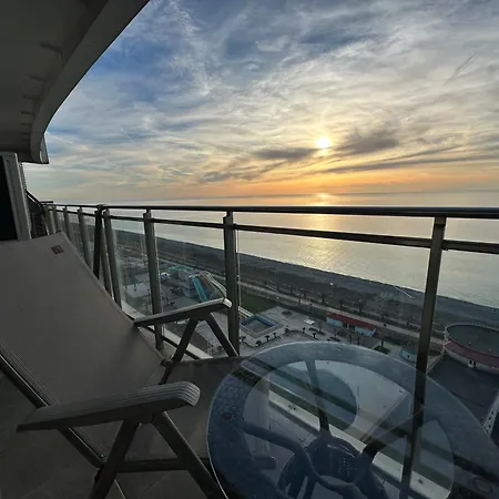 Real Batumi Apartment Exterior photo